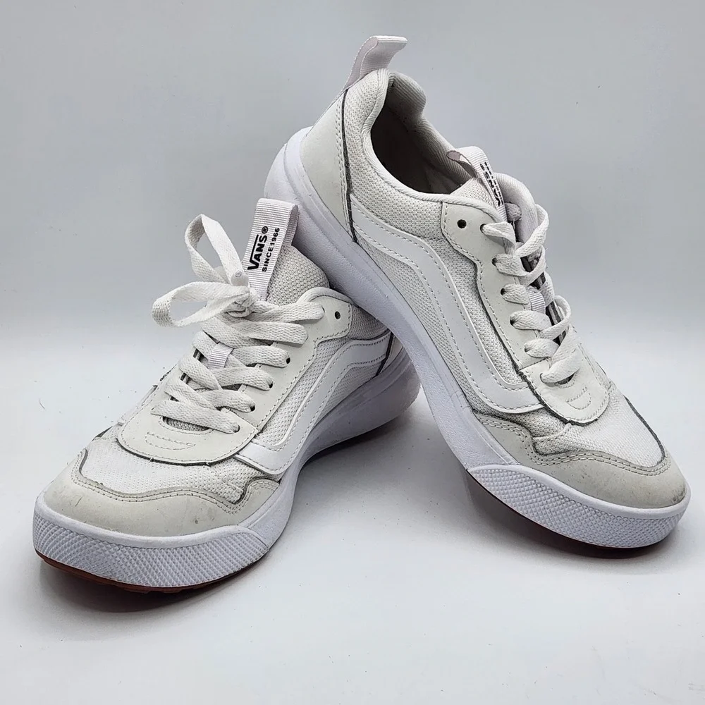 Vans White Canvas Low Top Sneakers Women's 7.5 Lace Up Skate Casual Shoes